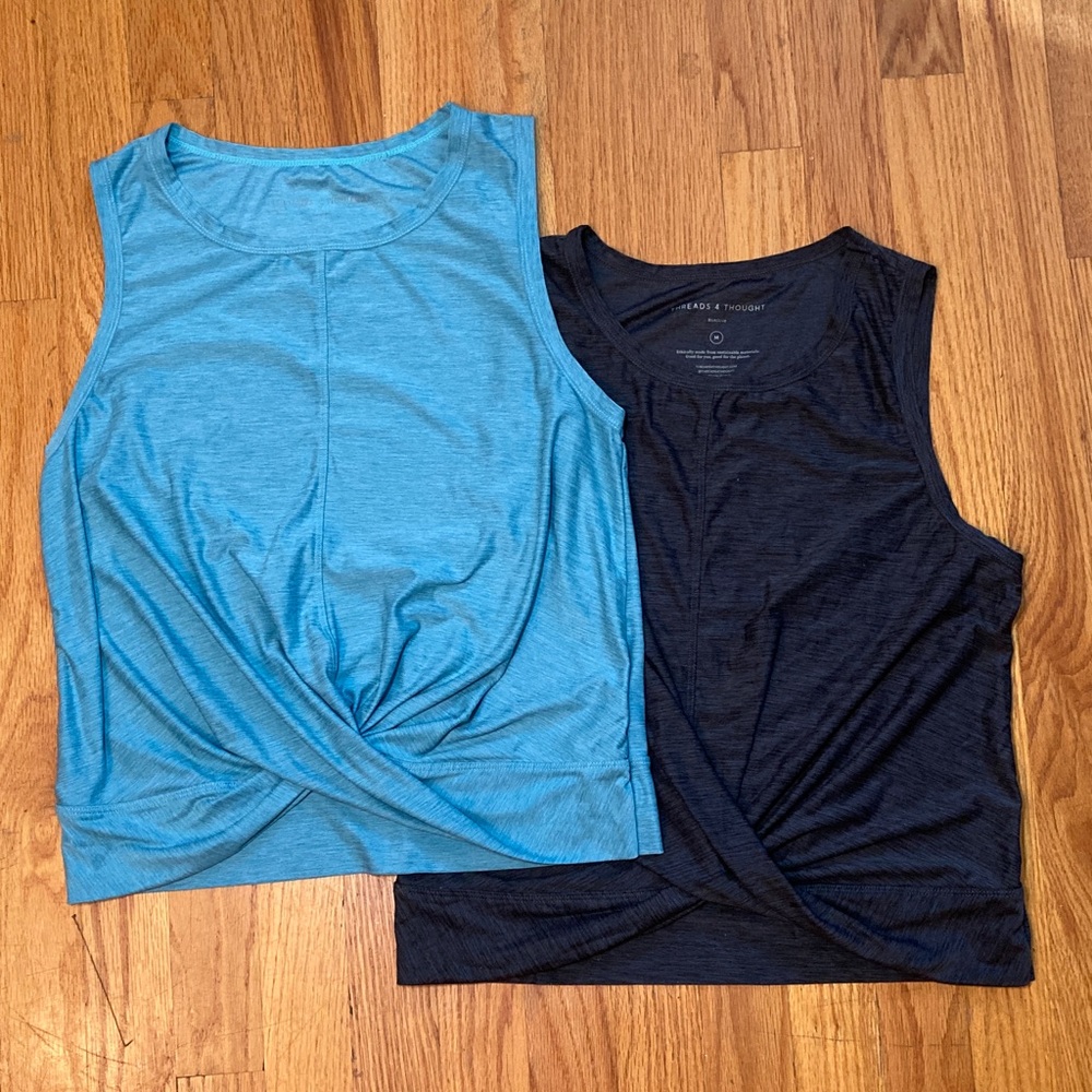 Lot of 2 Threads 4 Thought Estella Twist Hem Cropped Yoga Tops - Size M